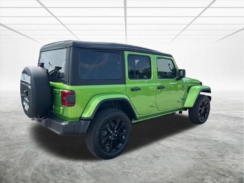 2025 Jeep Wrangler Sahara 4xe