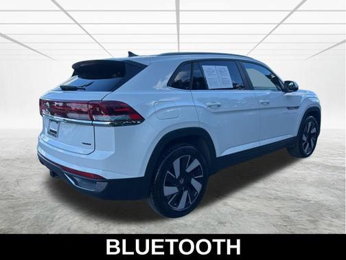 2024 Volkswagen Atlas Cross Sport 2.0T SE w/Technology 4MOTION