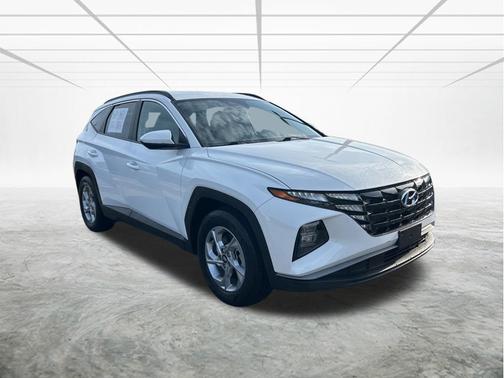 White Pearl 2024 Hyundai TUCSON SEL