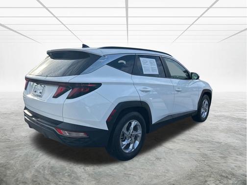 White Pearl 2024 Hyundai TUCSON SEL
