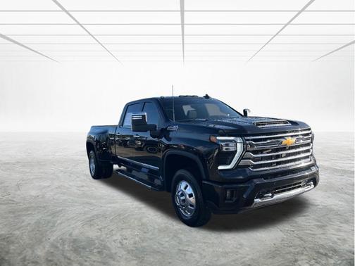 2025 Chevrolet Silverado 3500 High Country