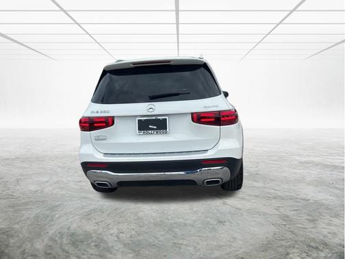 2025 Mercedes-Benz GLB 250 4MATIC