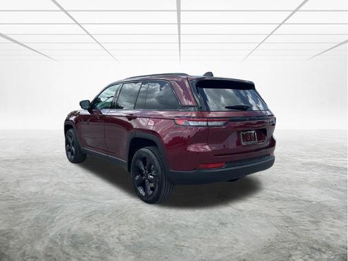 2025 Jeep Grand Cherokee Limited X