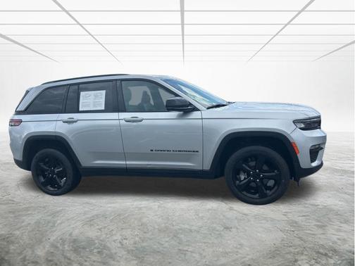 Silver Zynith 2024 Jeep Grand Cherokee Limited