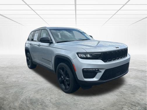 Silver Zynith 2024 Jeep Grand Cherokee Limited