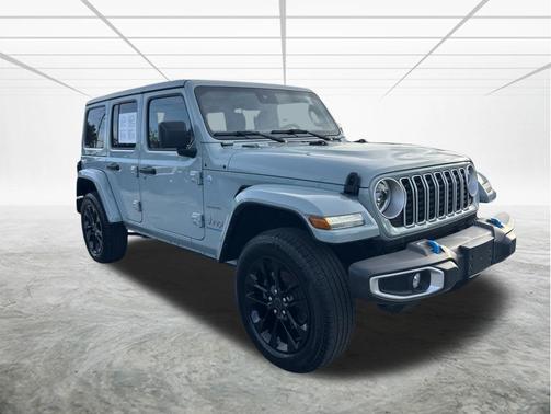 Earl Clearcoat 2024 Jeep Wrangler 4xe Sahara
