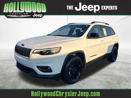 Bright White Clearcoat 2023 Jeep Cherokee Altitude