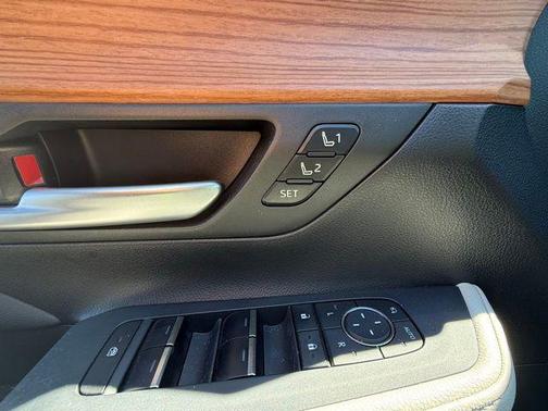 2025 Toyota Grand Highlander Limited