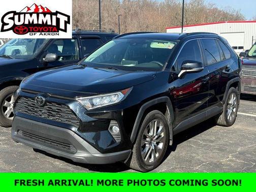 2020 Toyota RAV4 XLE Premium