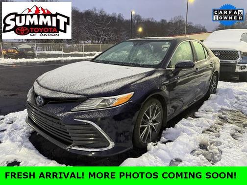 2021 Toyota Camry Hybrid XLE