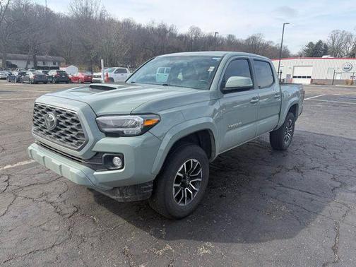2022 Toyota Tacoma TRD Sport