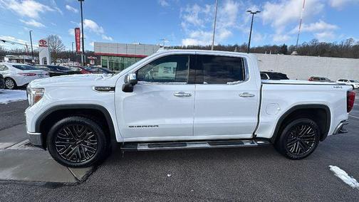 2022 GMC Sierra 1500 SLT
