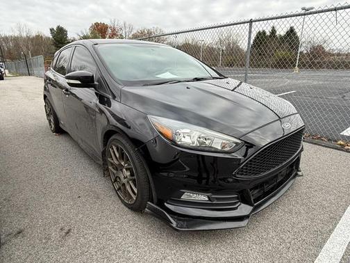 2016 Ford Focus ST 
