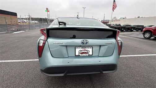 2018 Toyota Prius Three Touring