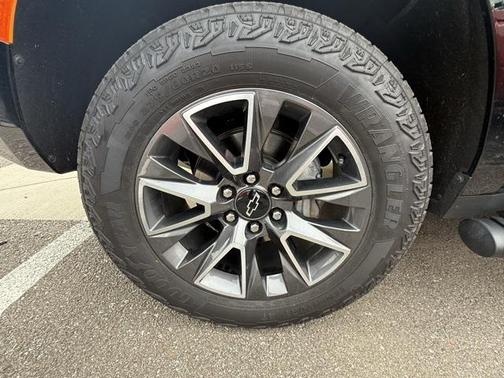 2024 Chevrolet Suburban 4WD Z71