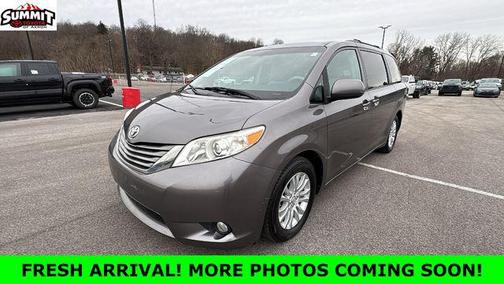 2011 Toyota Sienna XLE