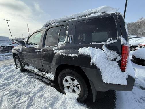 2013 Nissan Xterra S
