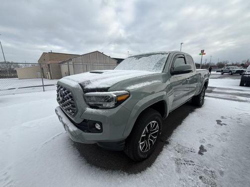 2022 Toyota Tacoma TRD Sport