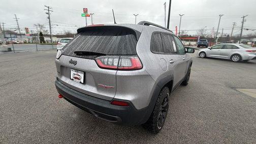 Billet Silver Metallic Clearcoat 2019 Jeep Cherokee Trailhawk Elite
