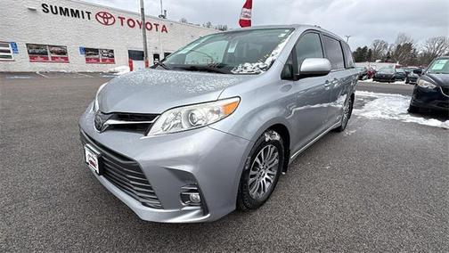 2018 Toyota Sienna XLE Premium