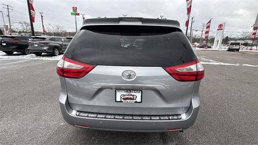 2018 Toyota Sienna XLE Premium