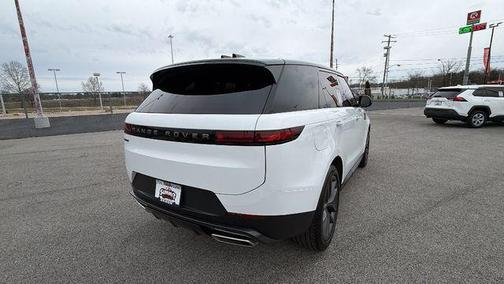 2025 Land Rover Range Rover Sport SE