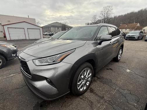 2025 Toyota Highlander Limited