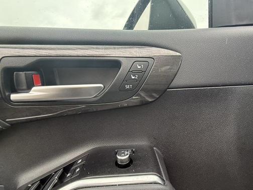 2025 Toyota Highlander Limited