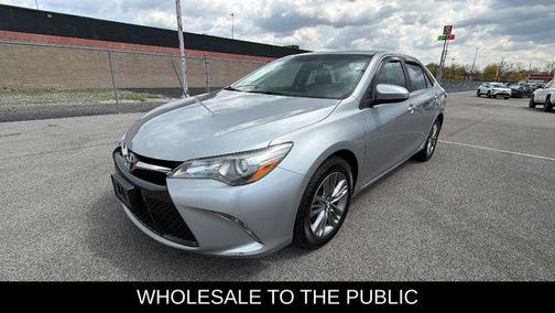 Celestial Silver Metallic 2016 Toyota Camry SE