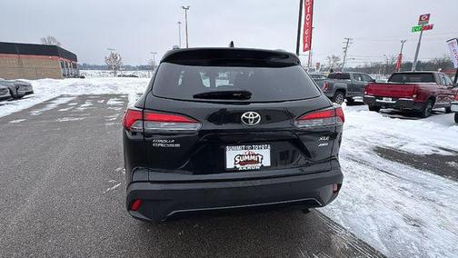 2023 Toyota Corolla Cross XLE