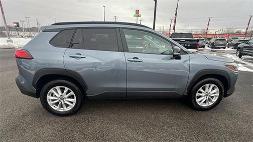 2025 Toyota Corolla Cross LE