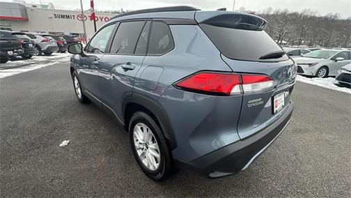 2025 Toyota Corolla Cross LE