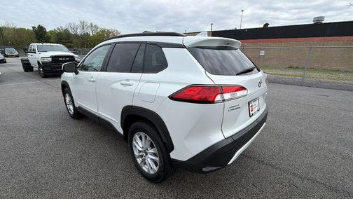 Wind Chill Pearl 2023 Toyota Corolla Cross LE