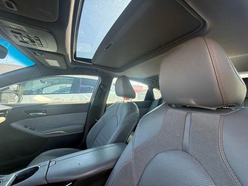 2019 Toyota Avalon Hybrid XSE