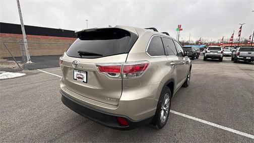 2016 Toyota Highlander LE Plus