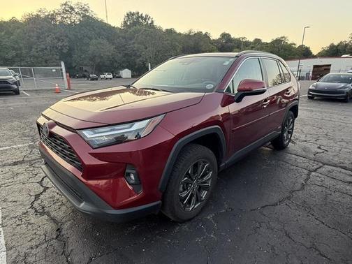 2022 Toyota RAV4 Hybrid XLE Premium