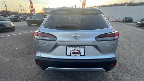 2026 Toyota Corolla Cross LE