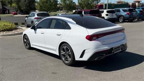2022 Kia K5 EX