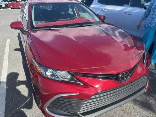 2022 Toyota Camry LE