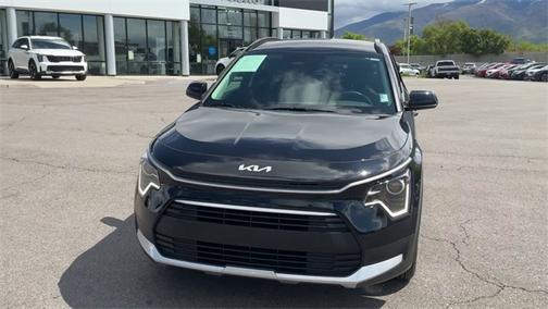 2024 Kia Niro LX