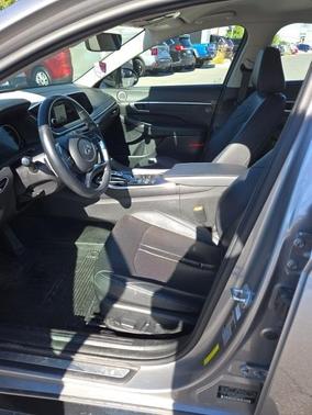2021 Hyundai SONATA Hybrid Limited