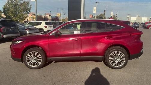 2022 Toyota Venza XLE