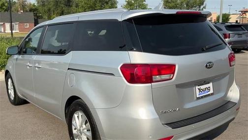 2017 Kia Sedona LX