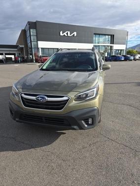 2022 Subaru Outback Premium