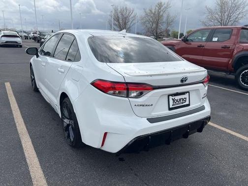 2023 Toyota Corolla Hybrid SE