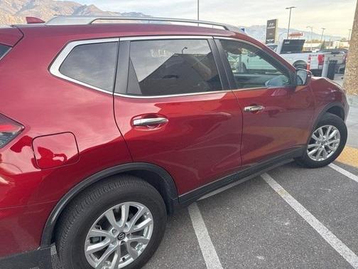 2019 Nissan Rogue S