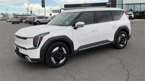 2025 Kia EV9 Wind