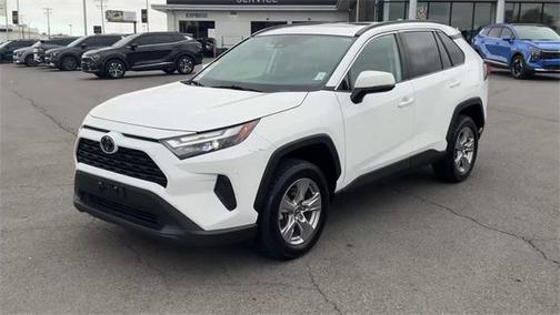 2022 Toyota RAV4 XLE