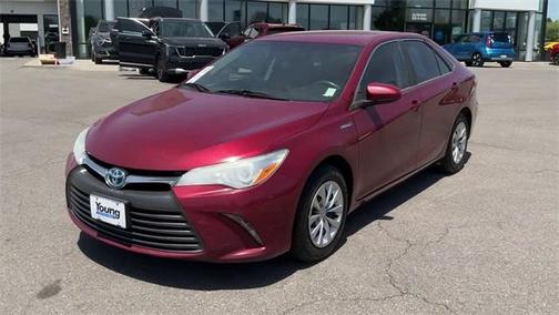 2016 Toyota Camry Hybrid XLE
