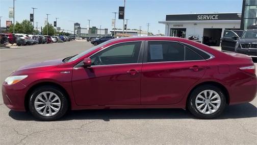 2016 Toyota Camry Hybrid XLE